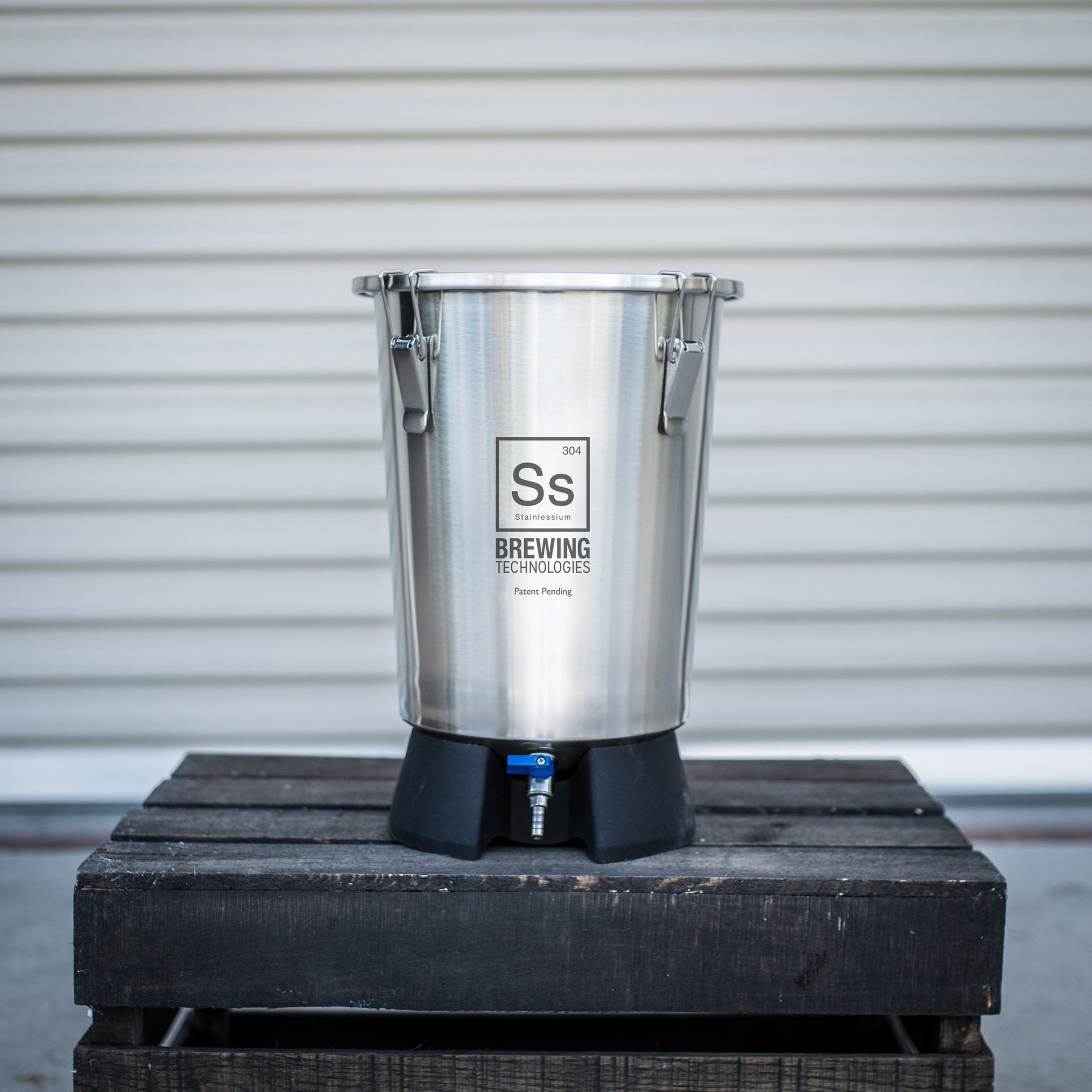 Ss Brewing Technologies - 3.5 gal Brew Bucket Mini Fermenter Ss Brewing Technologies - 3.5 gal Brew Bucket Mini Fermenter